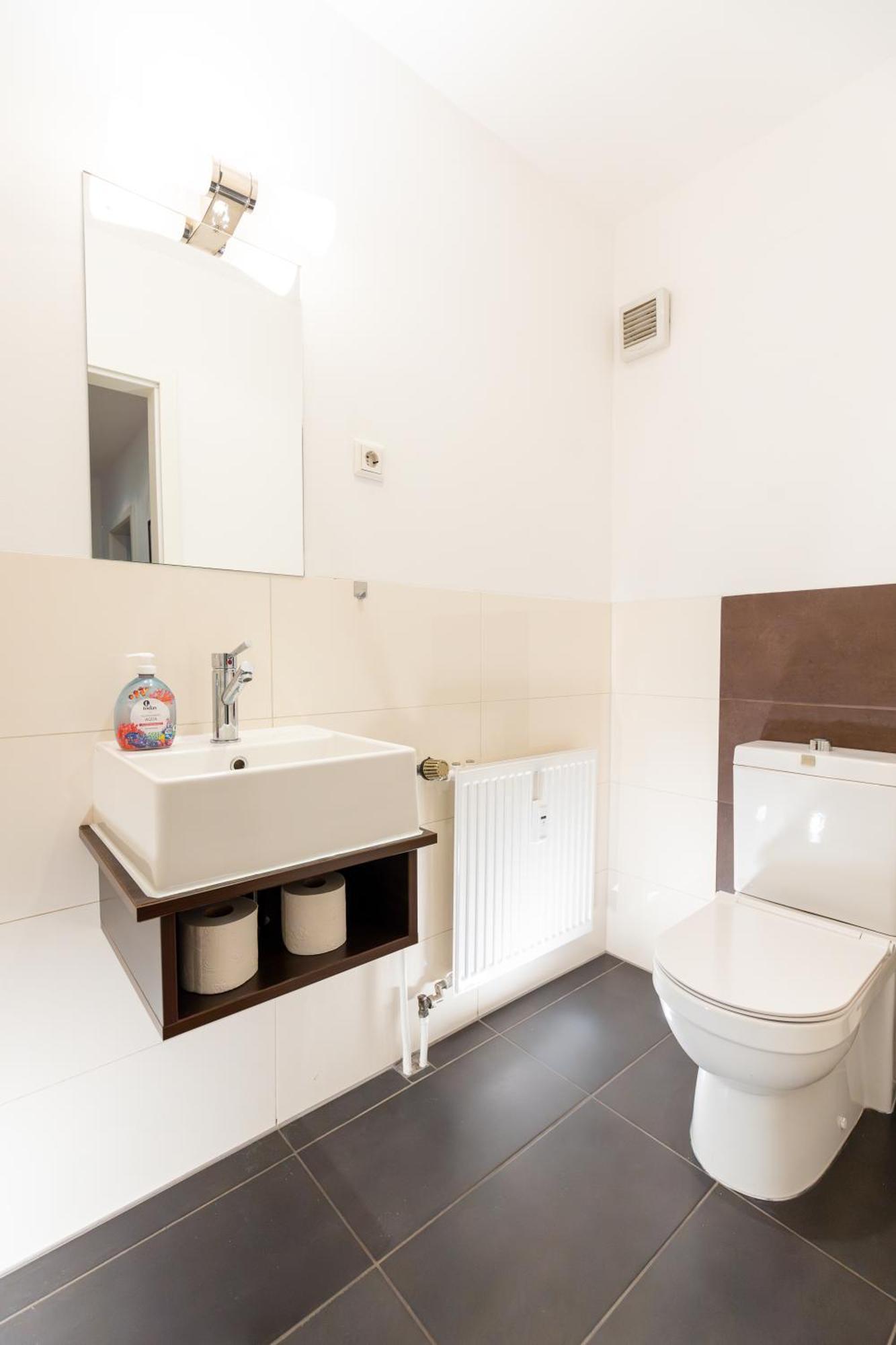 Rhine Apartment *